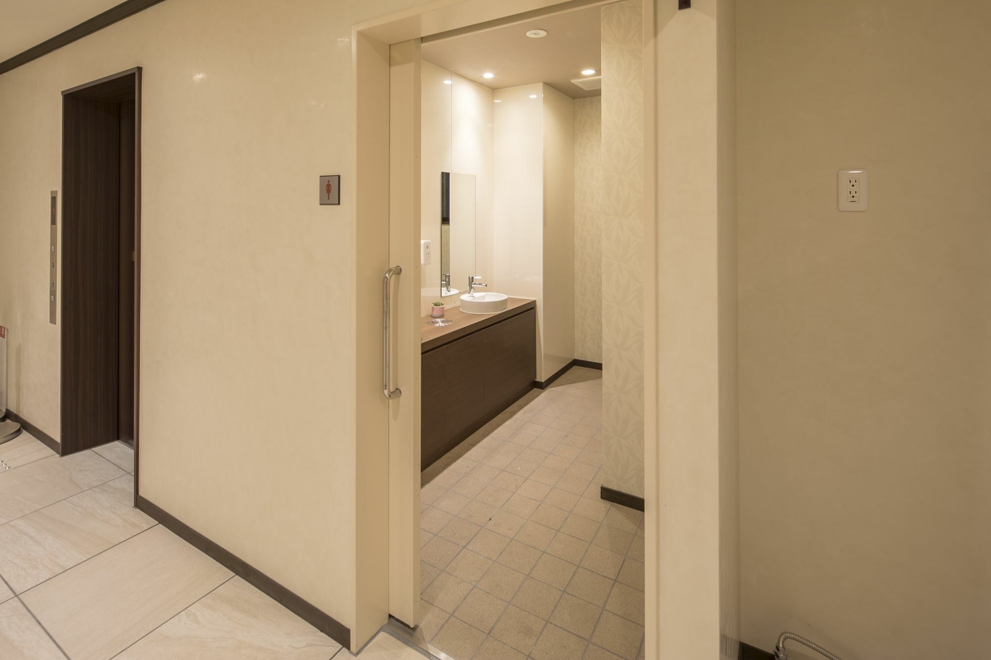 Hotel Wbf Yodoyabashi Minami Ōsaka Exterior foto